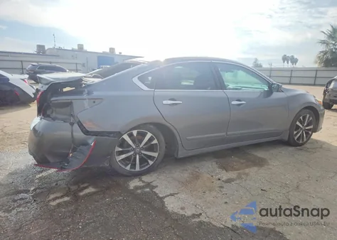 2016 Nissan Altima 2.5 z USA, uszkodzony, nr VIN 1N4AL3AP9GC240316